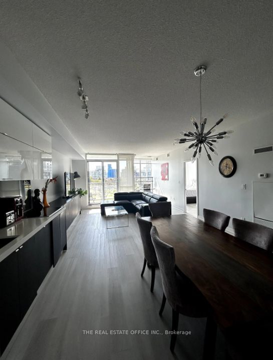 151 Dan Leckie Way #202