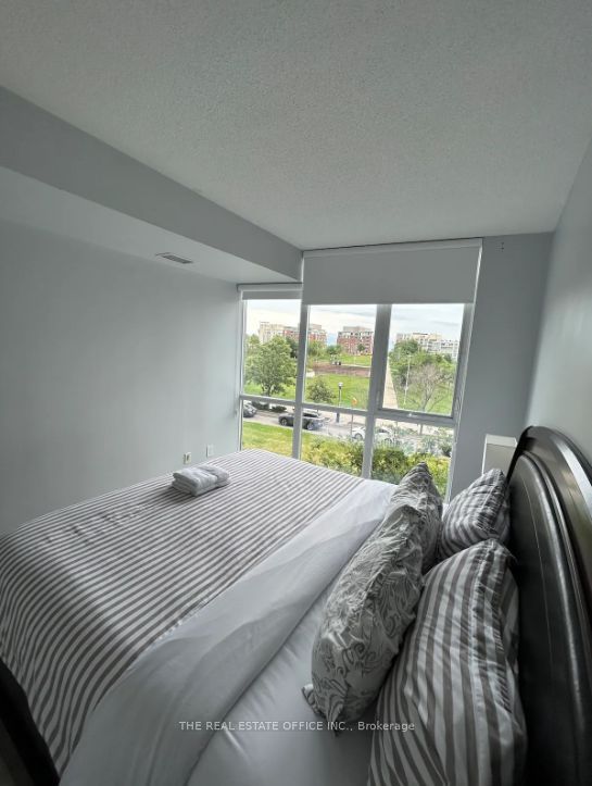 151 Dan Leckie Way #202