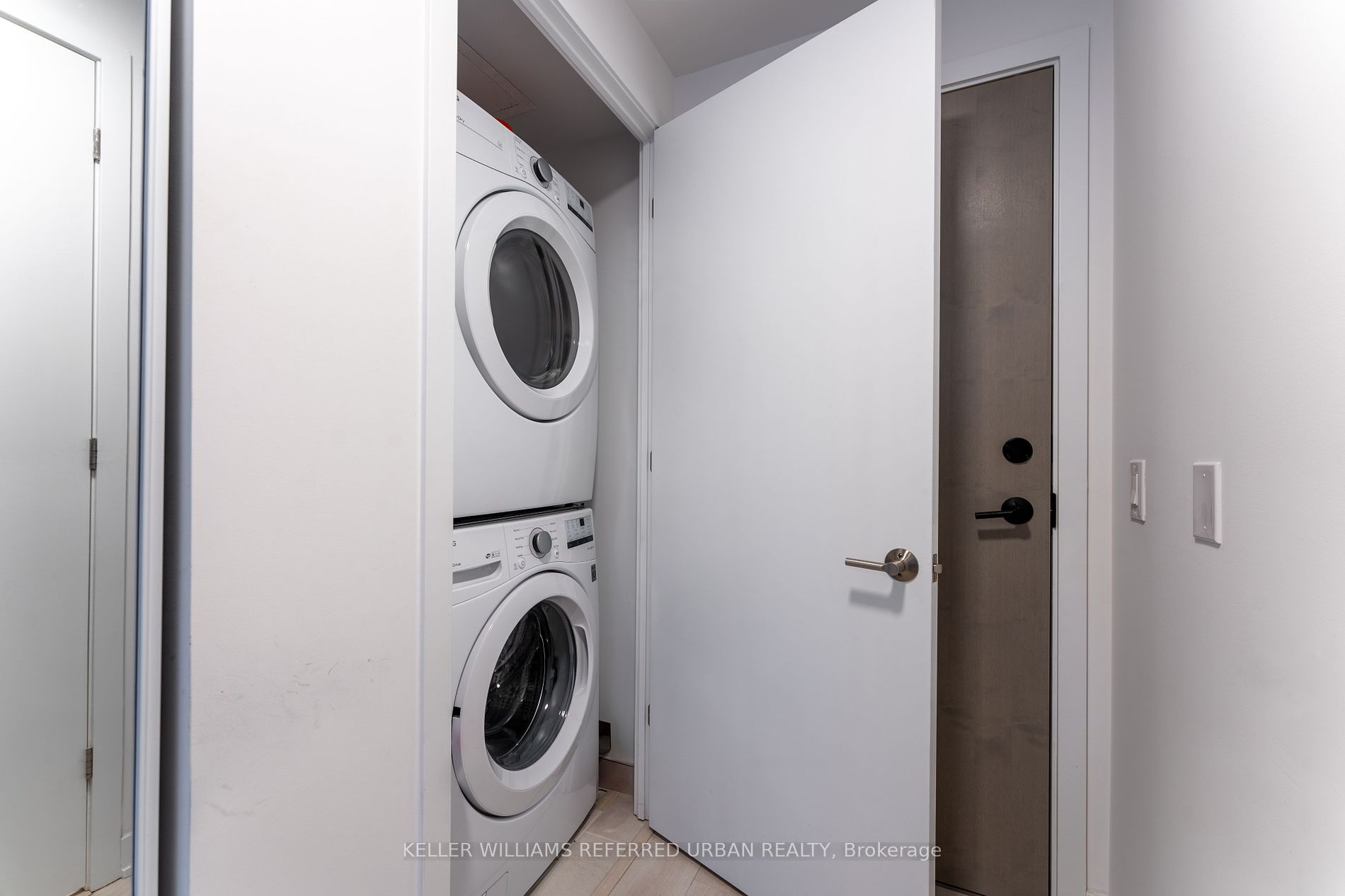 130 River St, #1306