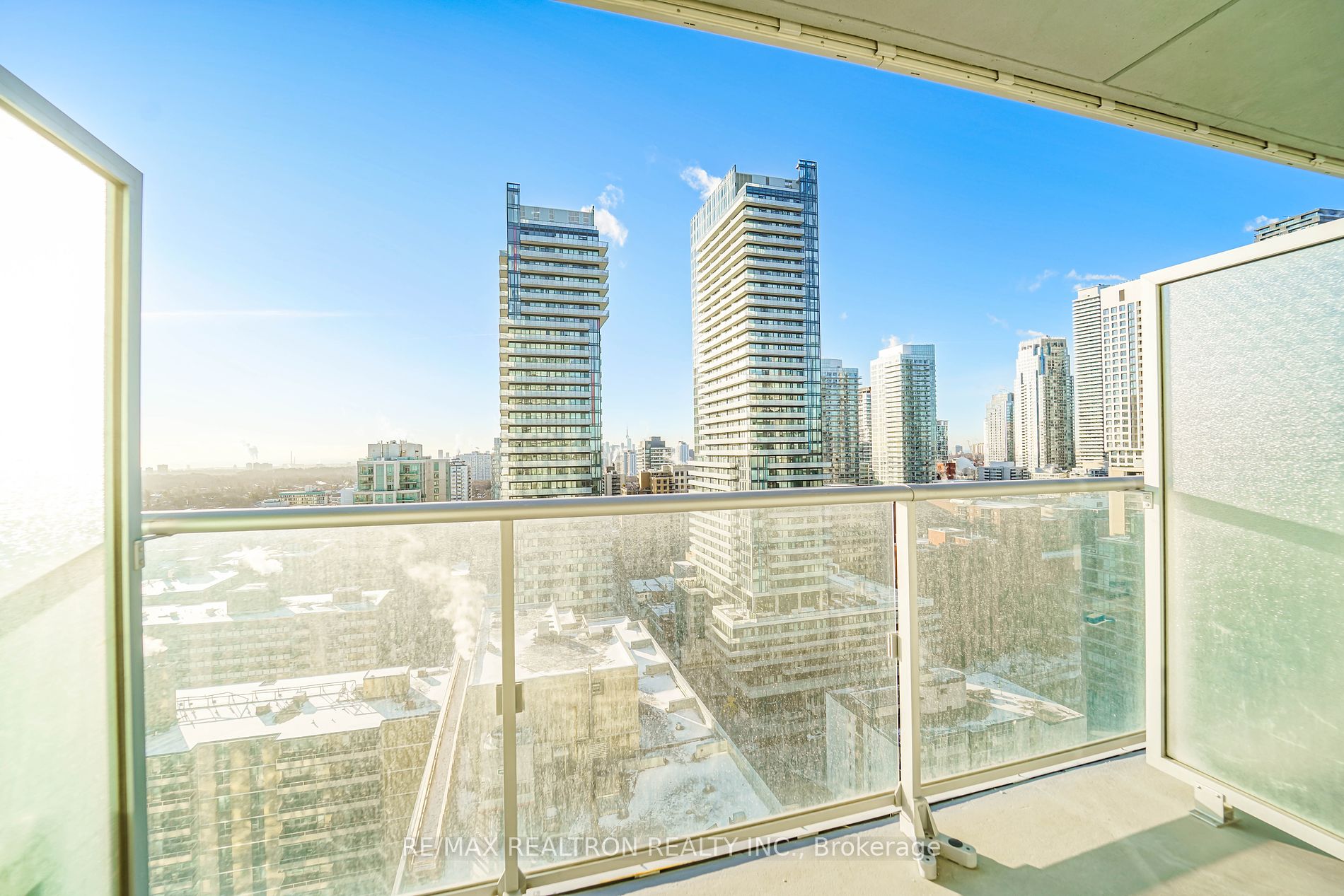 195 Redpath Ave, #2307