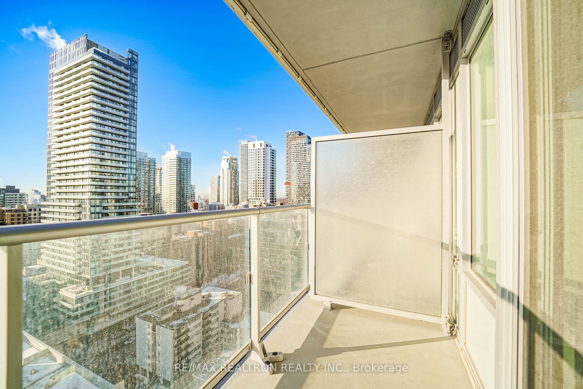 195 Redpath Ave, #2307