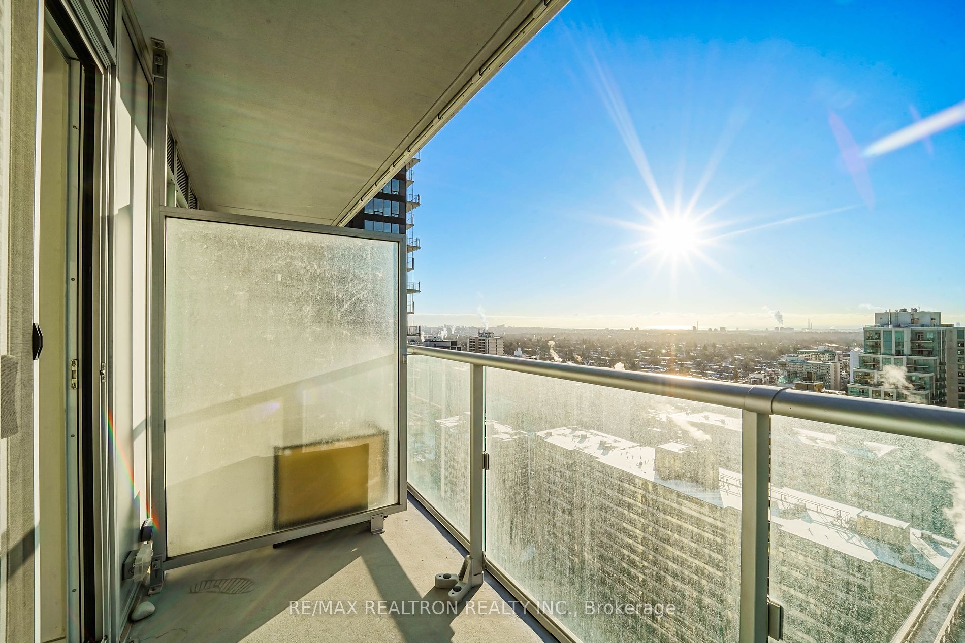 195 Redpath Ave, #2307