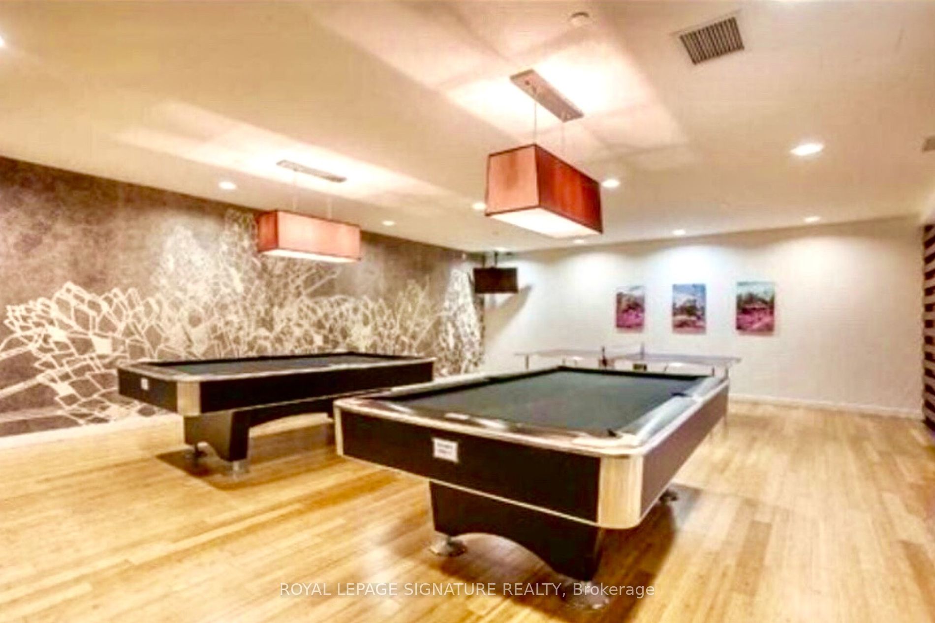 151 Dan Leckie Way #321