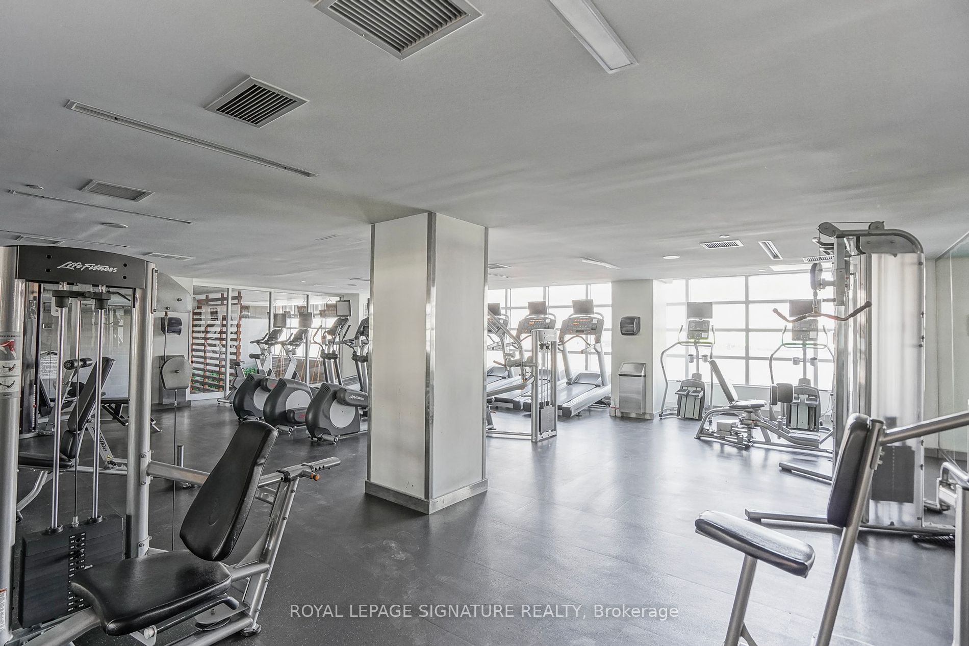 151 Dan Leckie Way #321