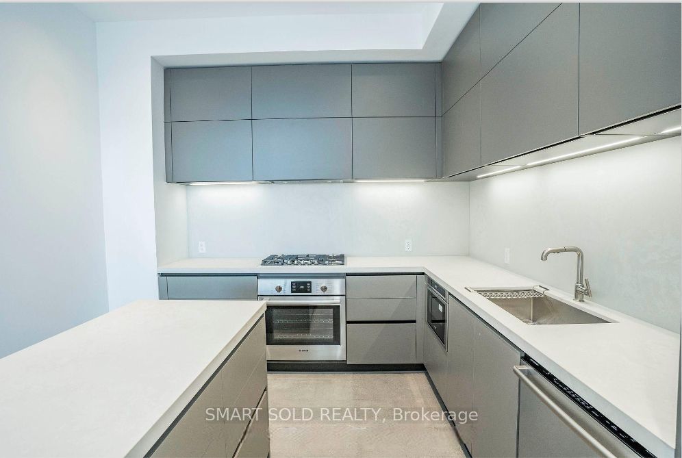 1 Yorkville Ave, #Ph06