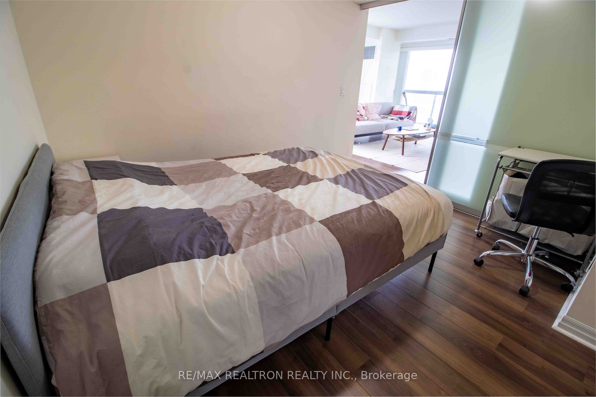 275 Yorkland Road #802