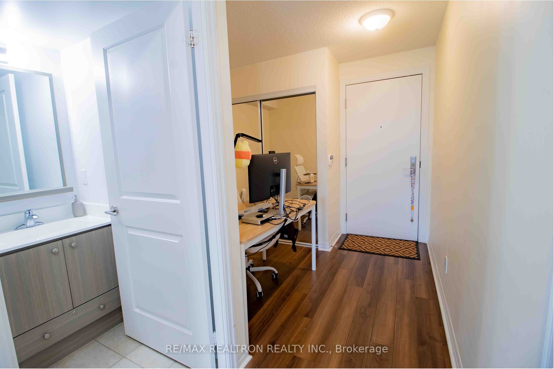 275 Yorkland Road #802