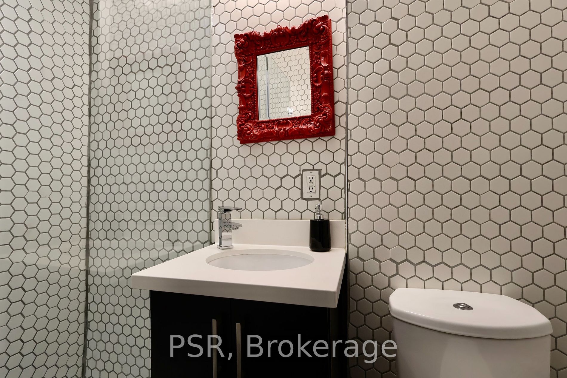 631 Queen Street W, #2