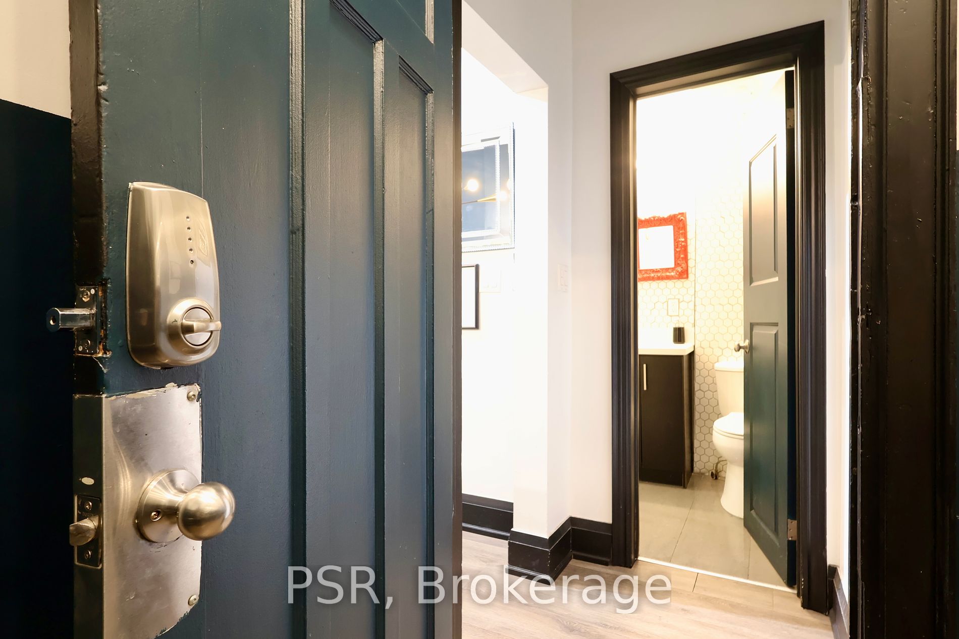 631 Queen Street W, #2