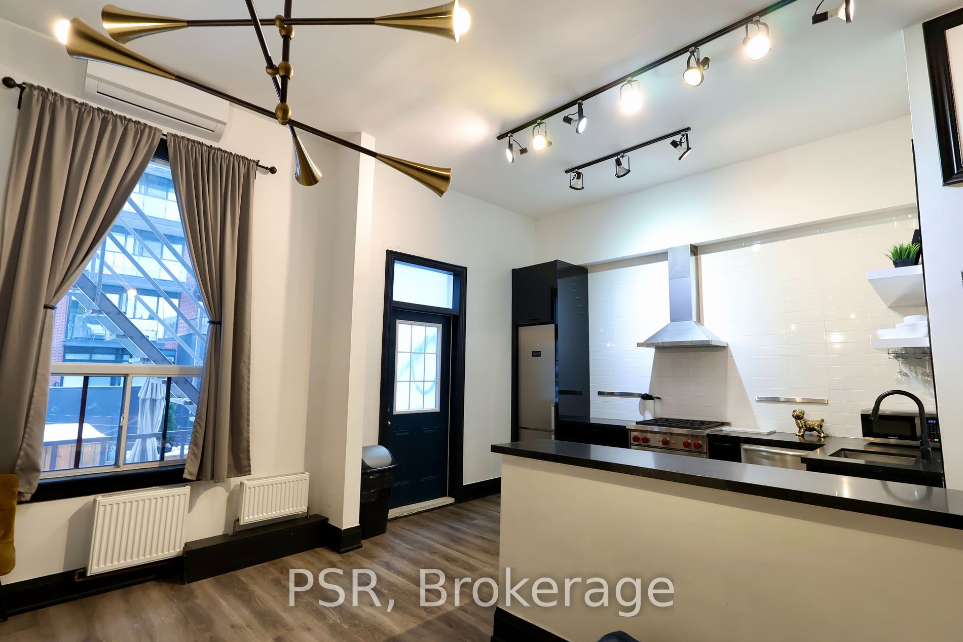 631 Queen Street W, #2