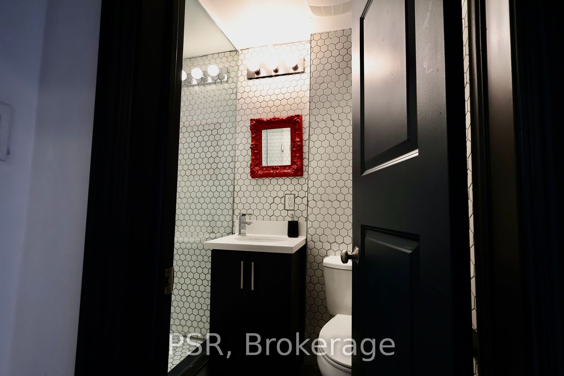 631 Queen Street W, #2