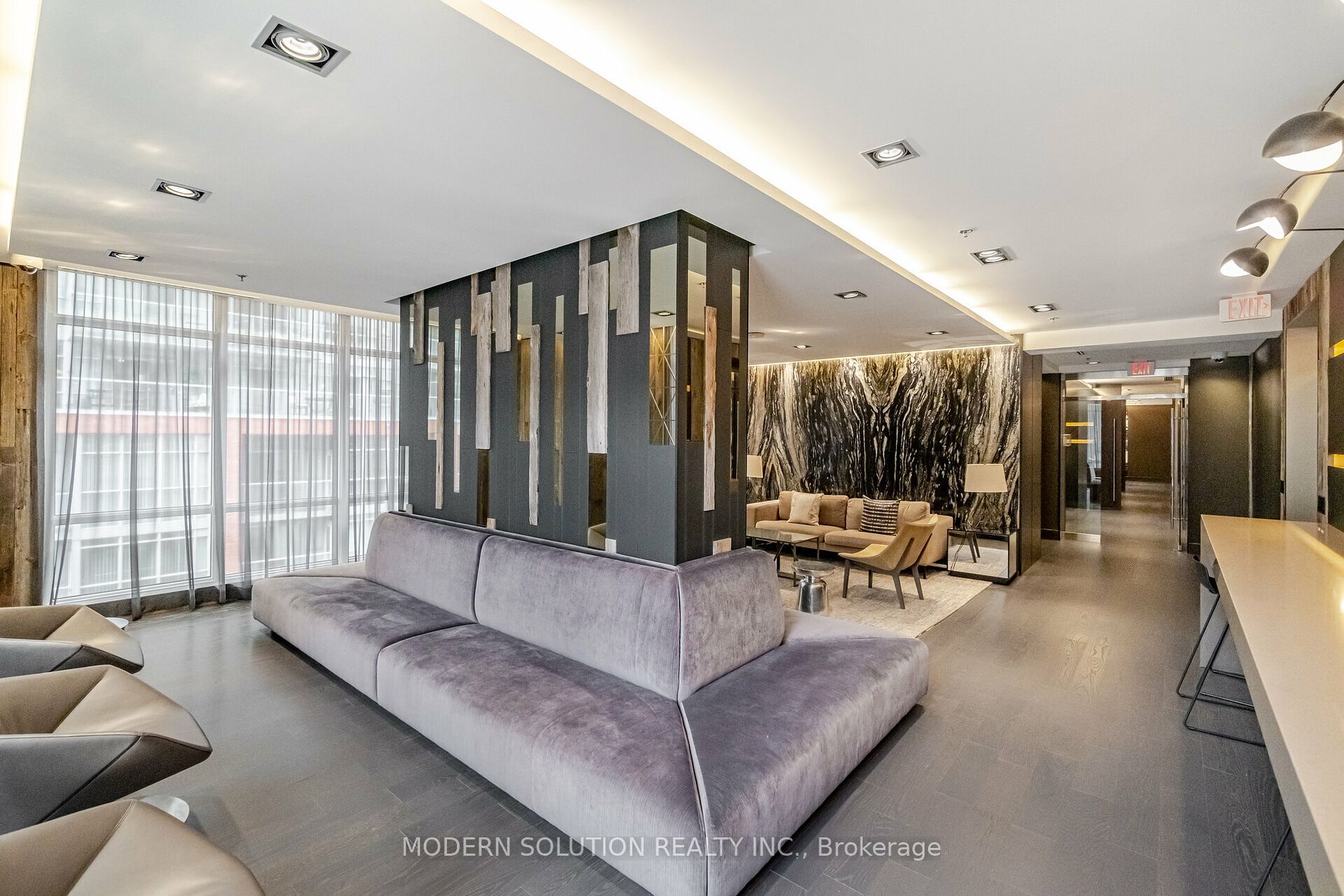 30 Nelson St, #410
