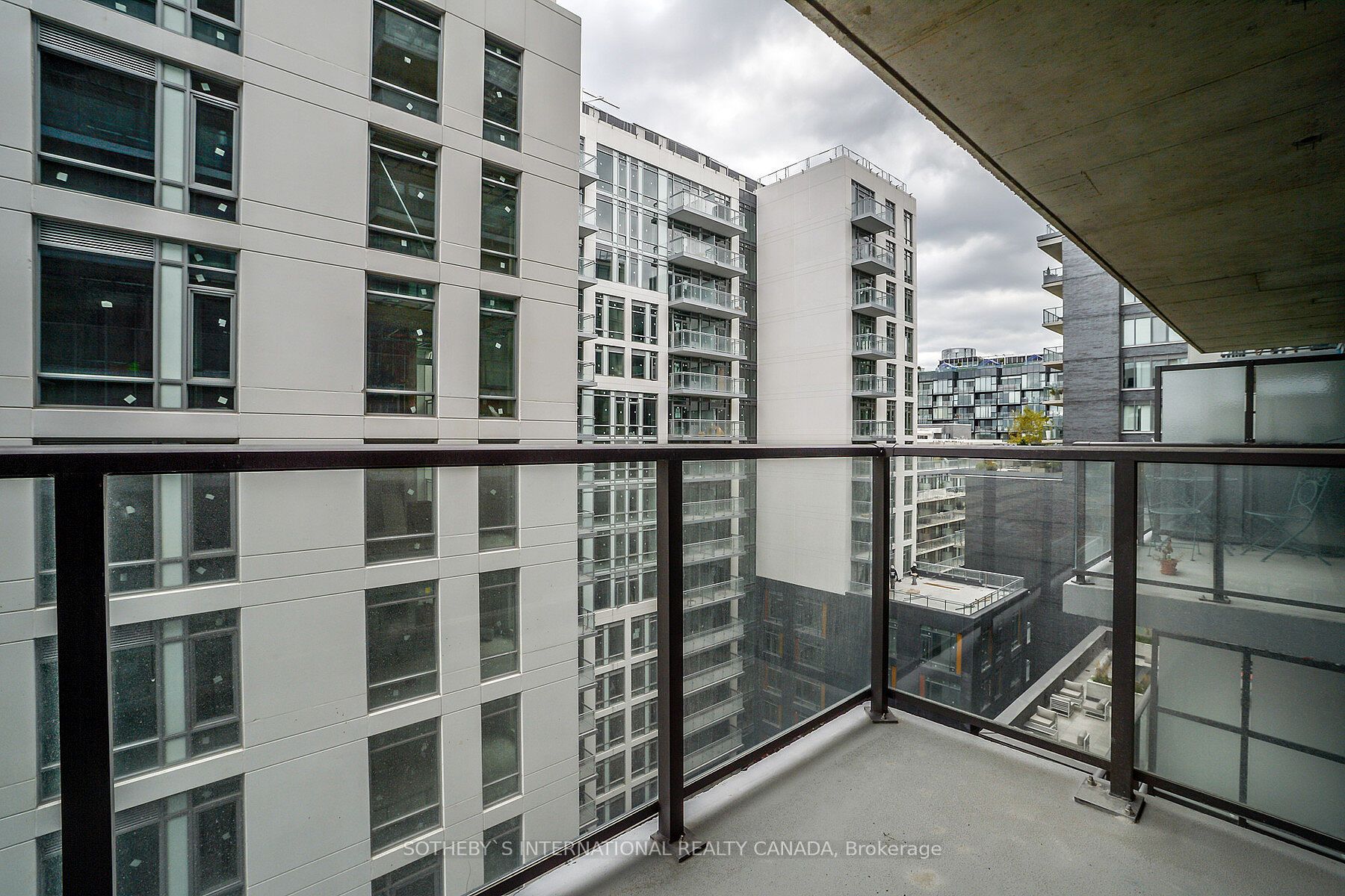 111 Bathurst St, #1007