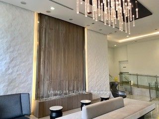 28 Avondale Avenue, #101