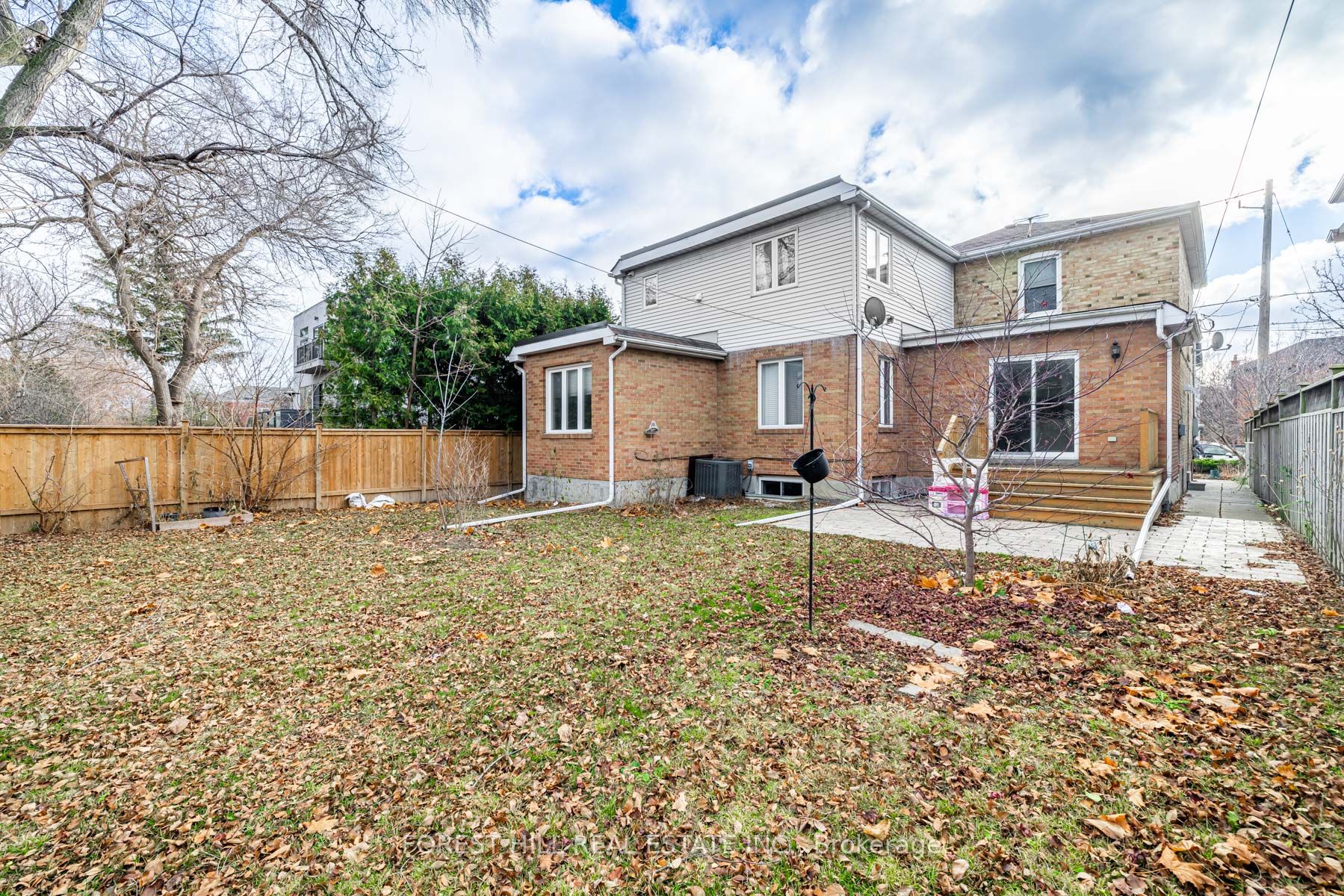562 Deloraine Avenue