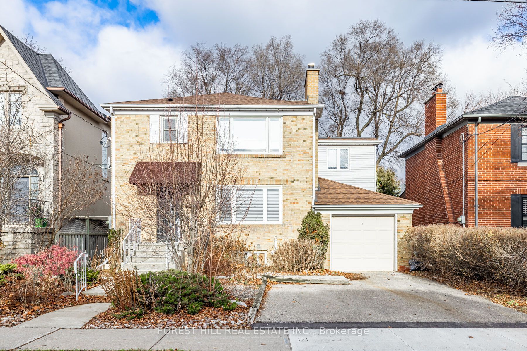 562 Deloraine Avenue