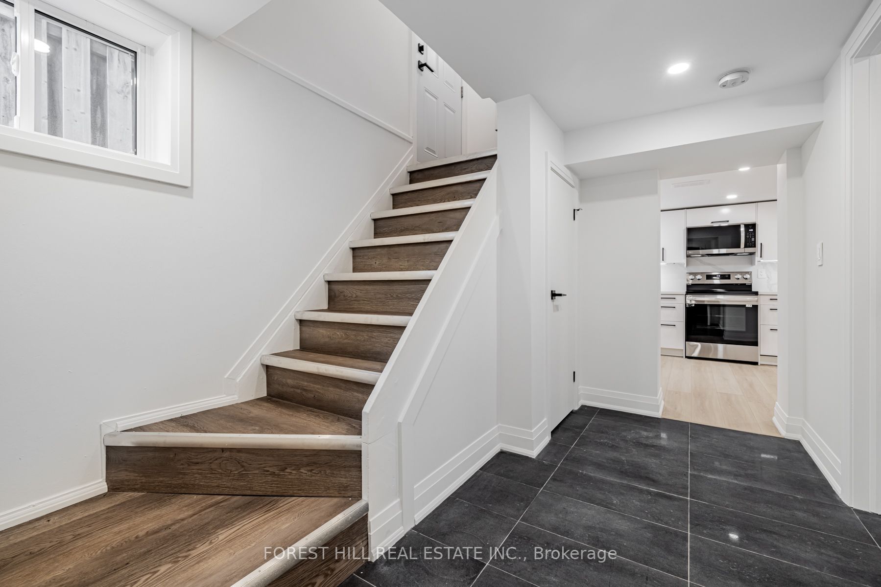 562 Deloraine Avenue