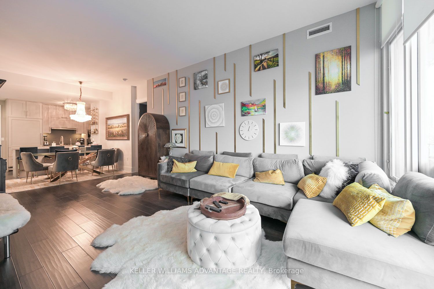 29 Queens Quay E, #616
