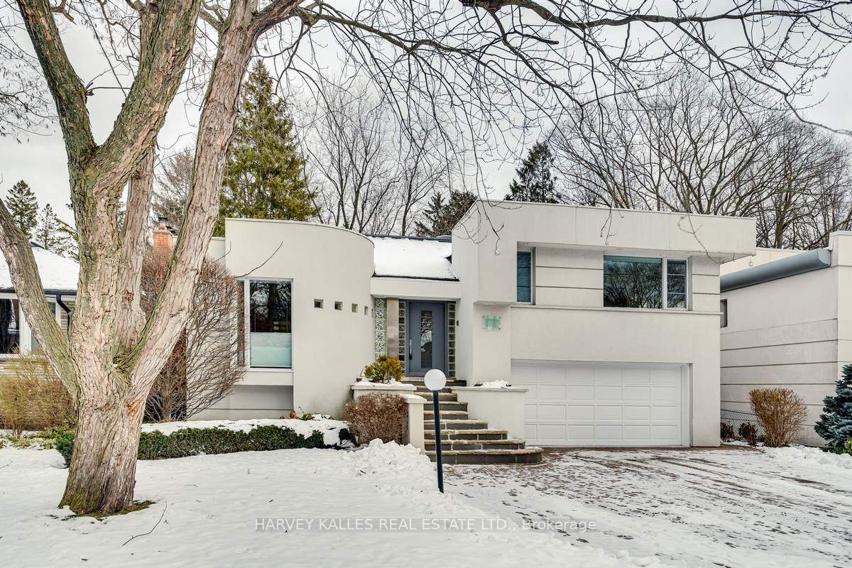 11 Saguenay Ave