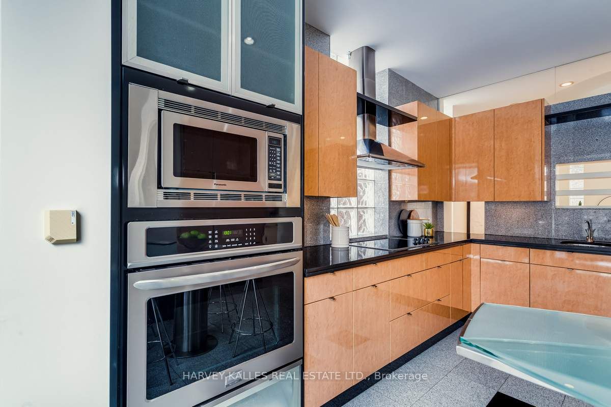 11 Saguenay Ave