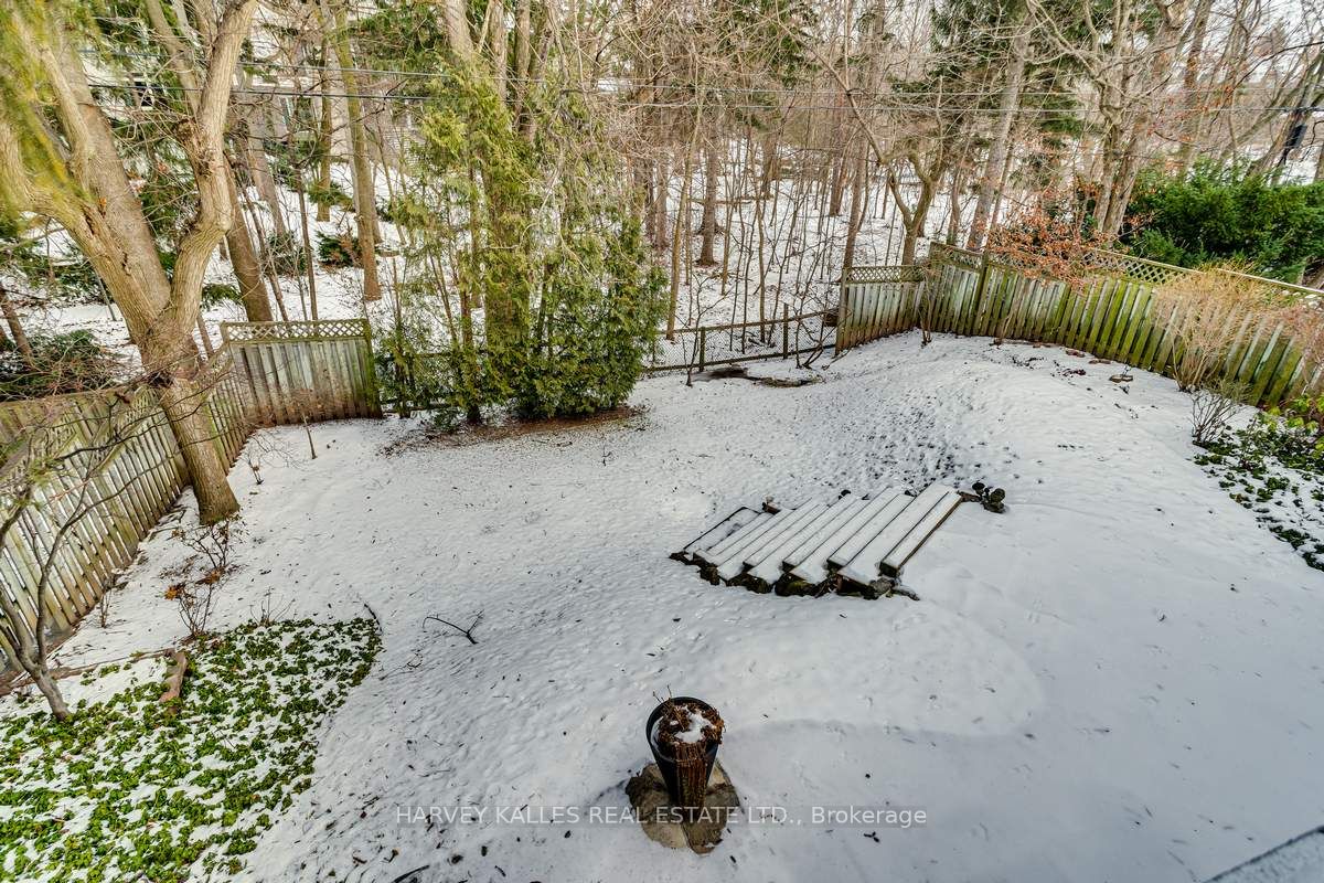 11 Saguenay Ave