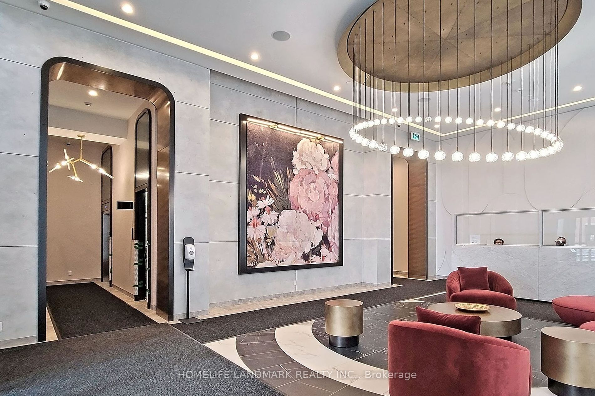 60 Shuter Street #201