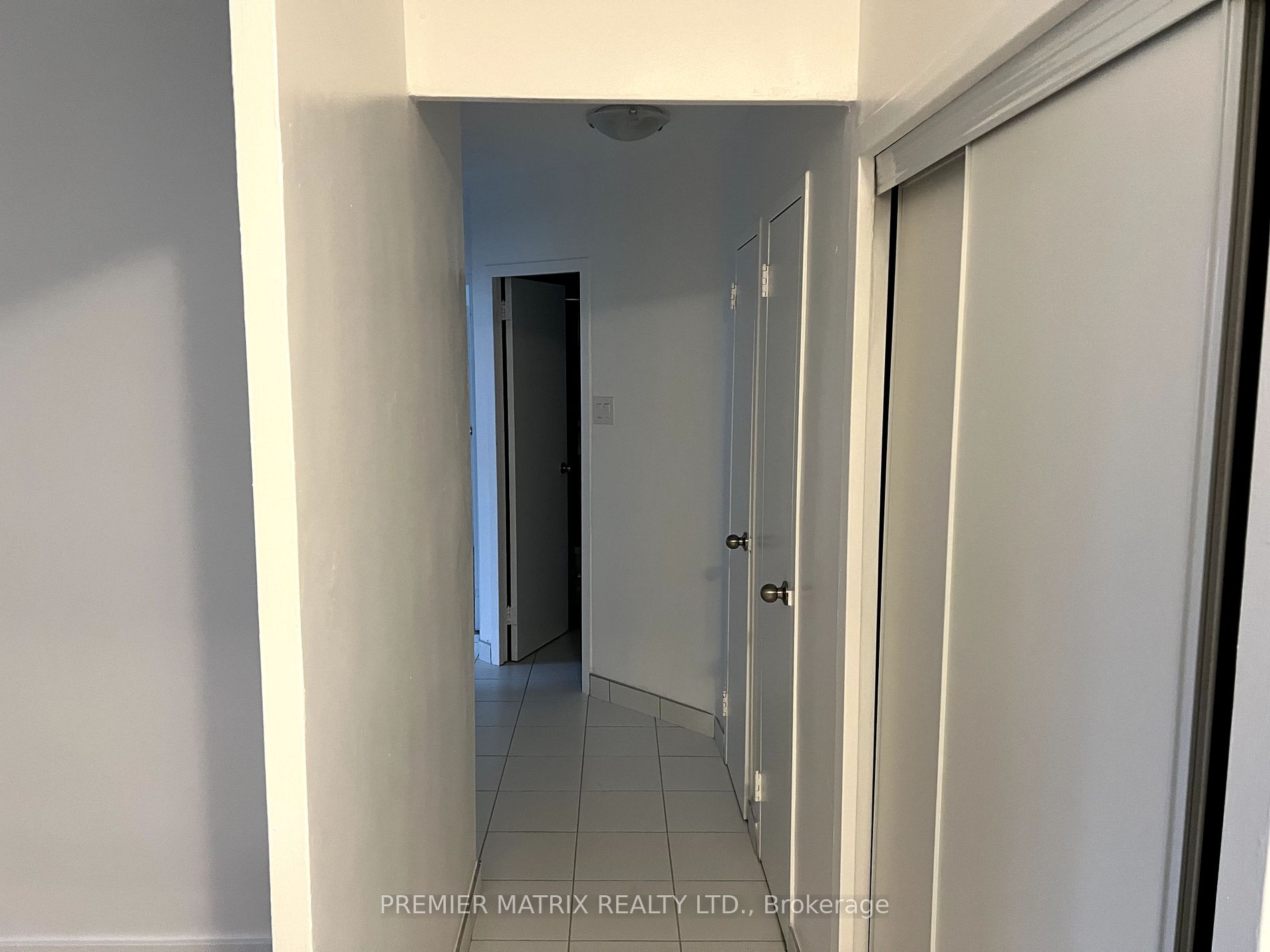 65 Thorncliffe Park Drive, #116