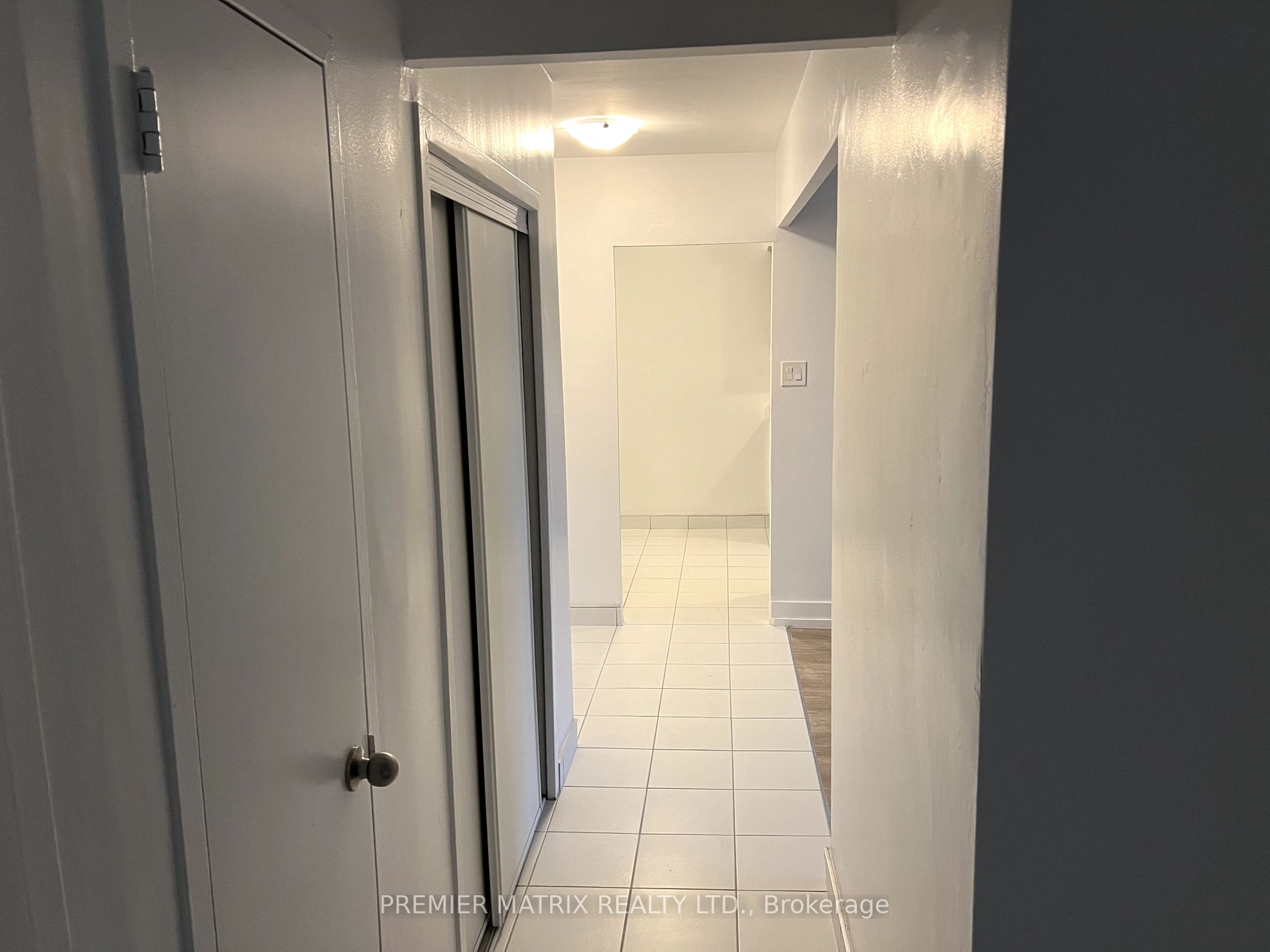 65 Thorncliffe Park Drive, #116