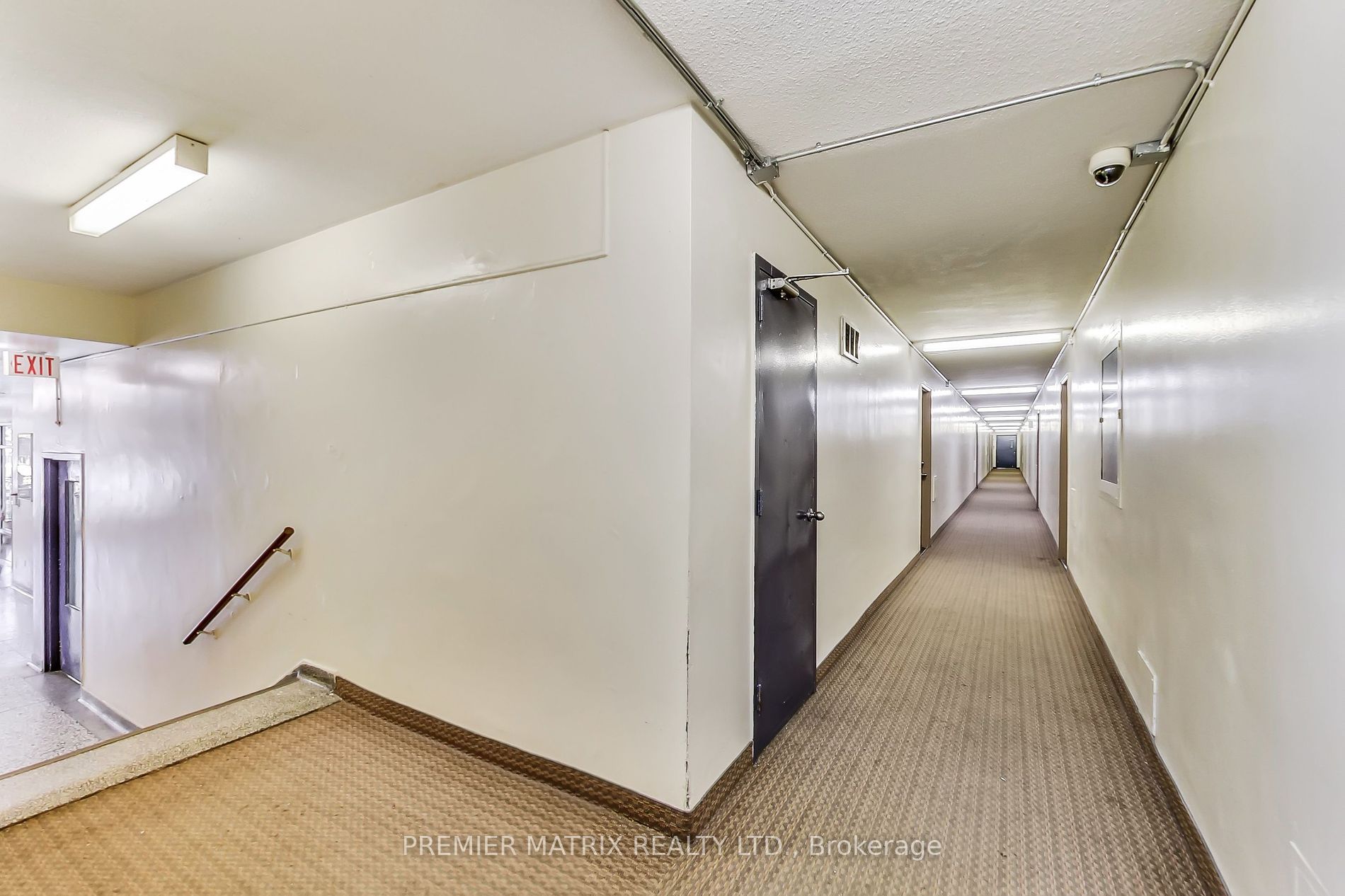 65 Thorncliffe Park Drive, #116