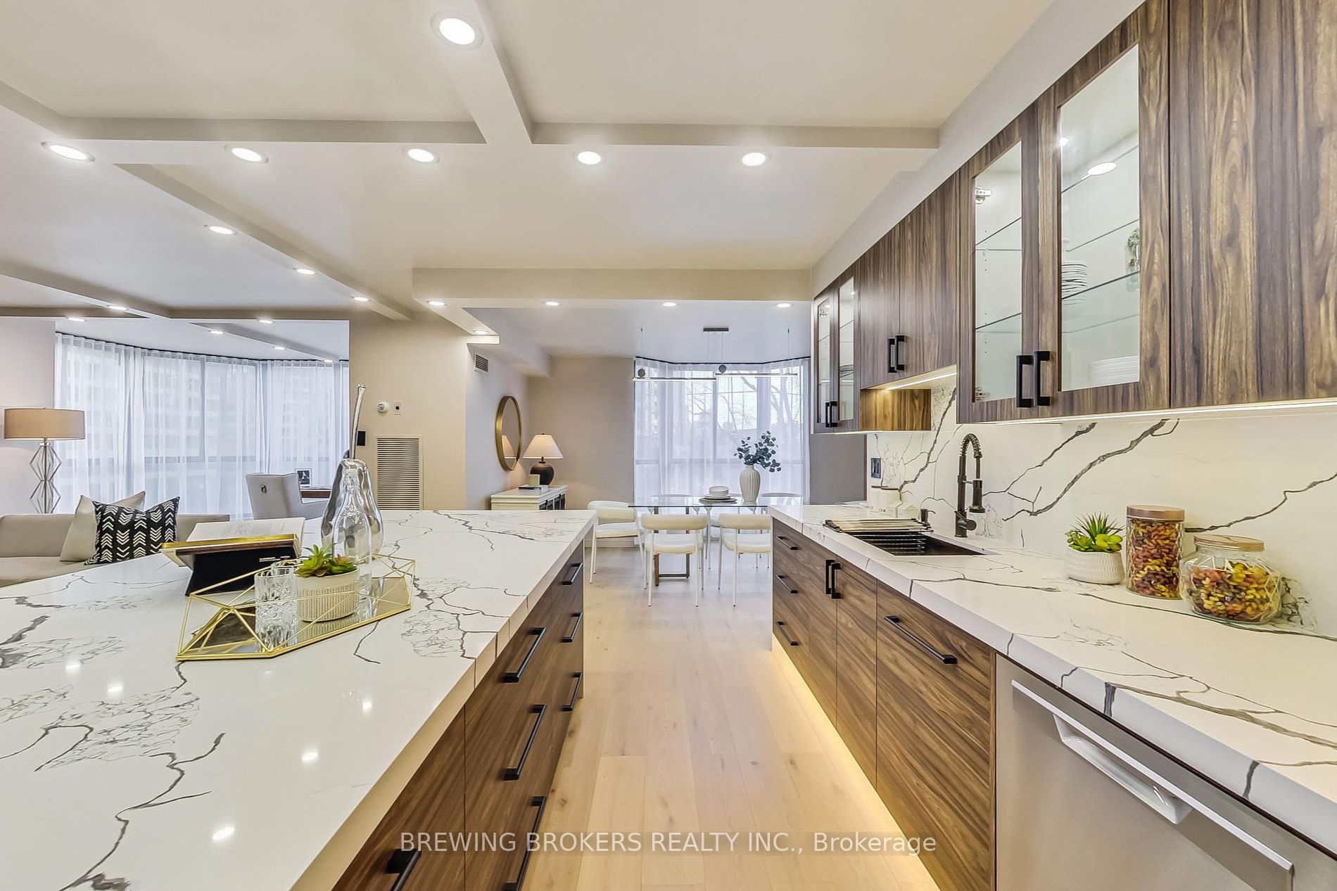 65 Spring Garden Avenue, #410