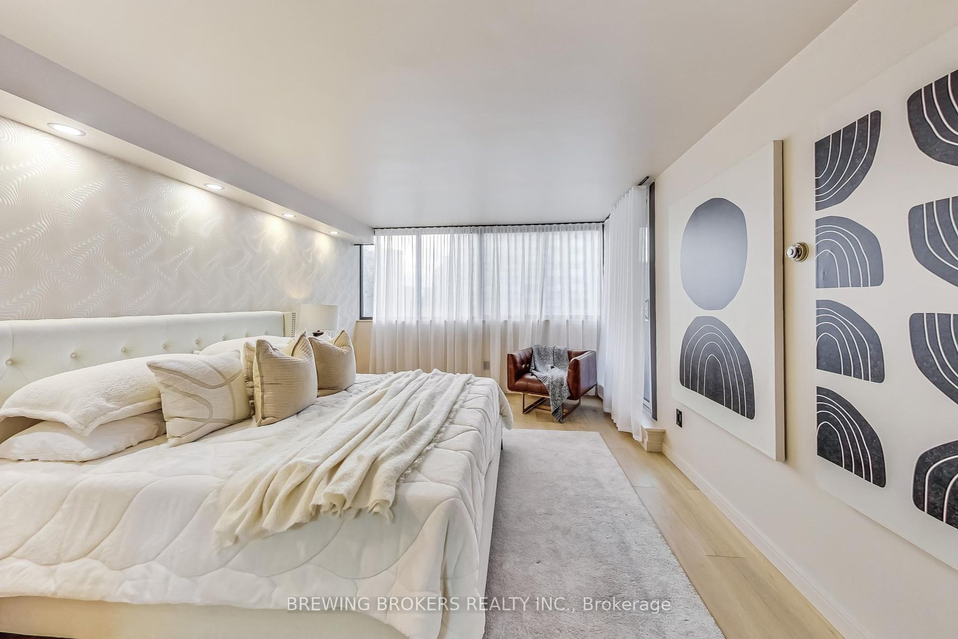 65 Spring Garden Avenue, #410