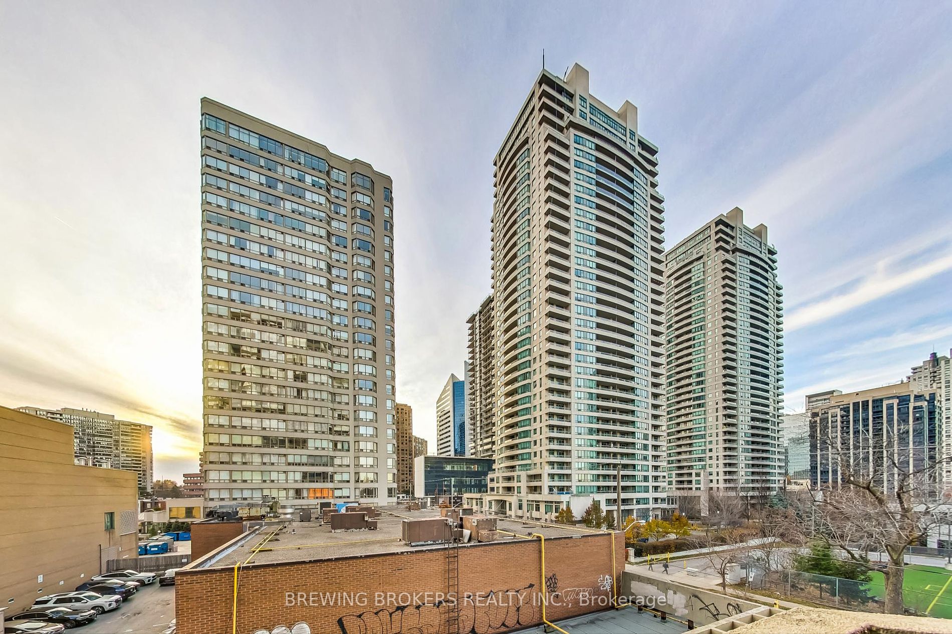 65 Spring Garden Avenue, #410