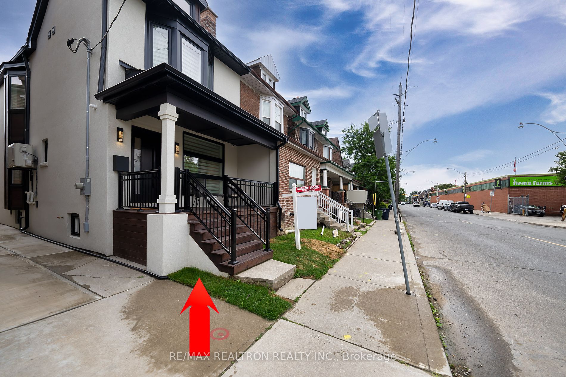 225 Christie Street
