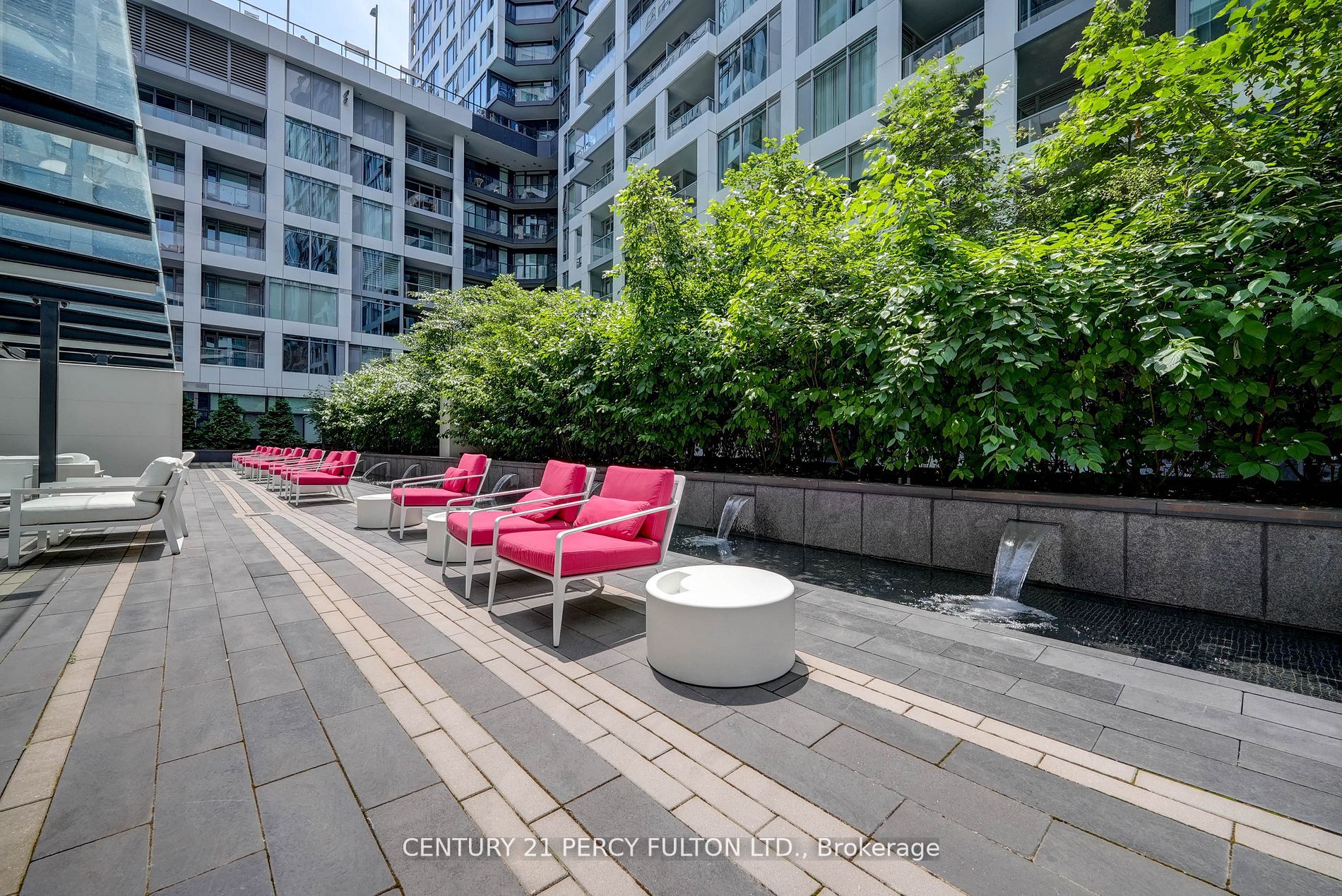 27 Bathurst St, #1501