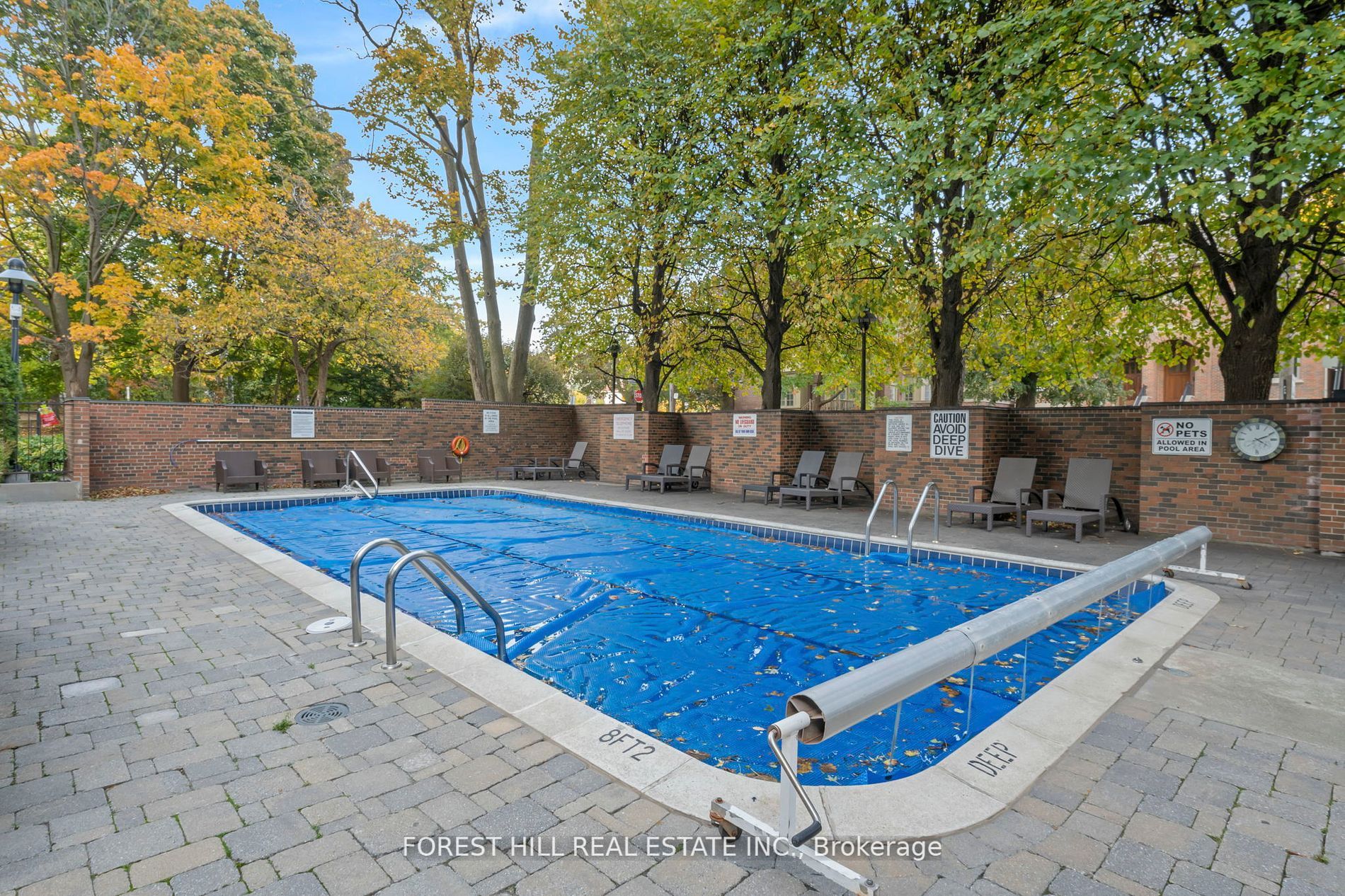 625 Avenue Rd, #302
