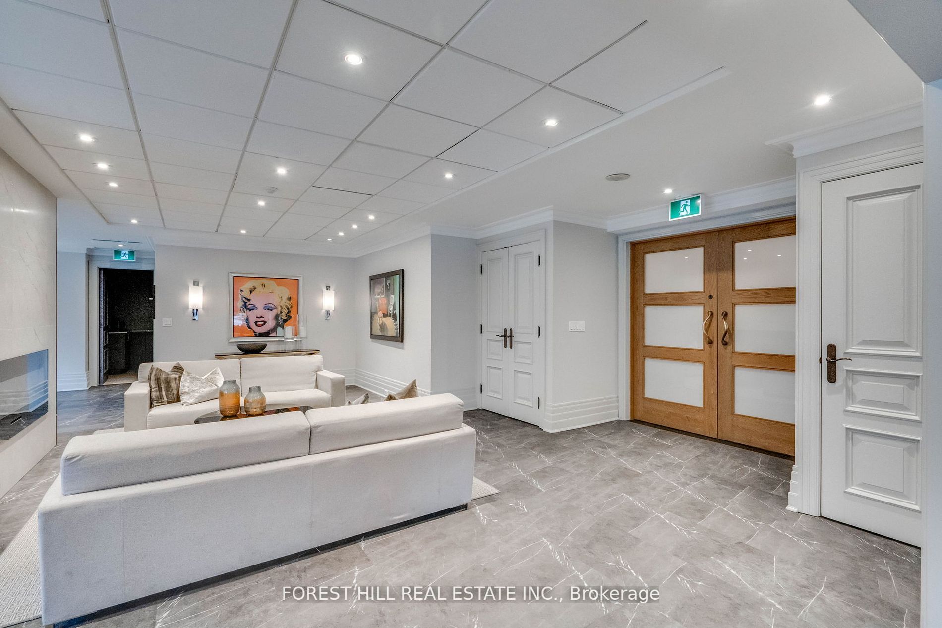 625 Avenue Rd, #302