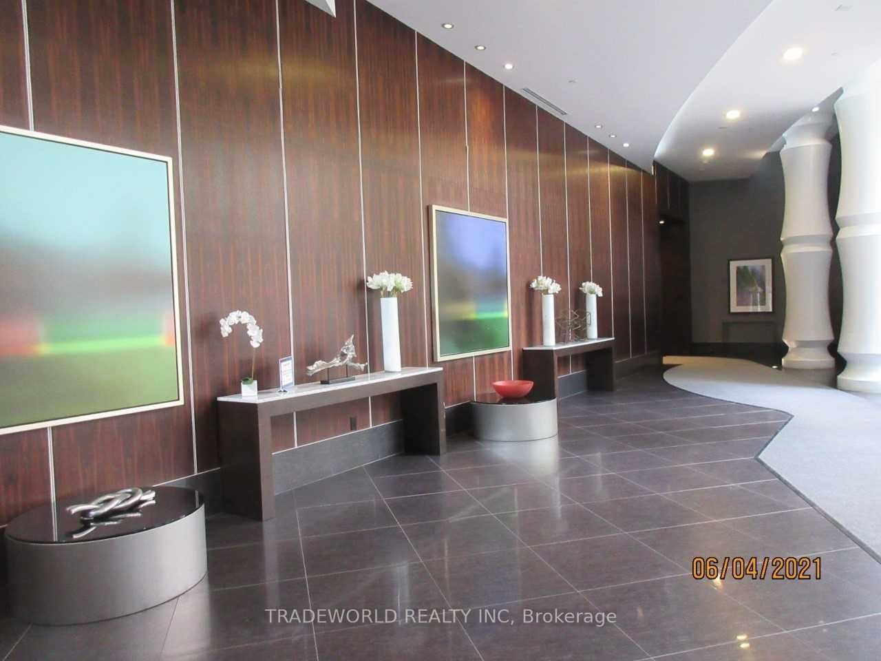 5162 Yonge St, #1511