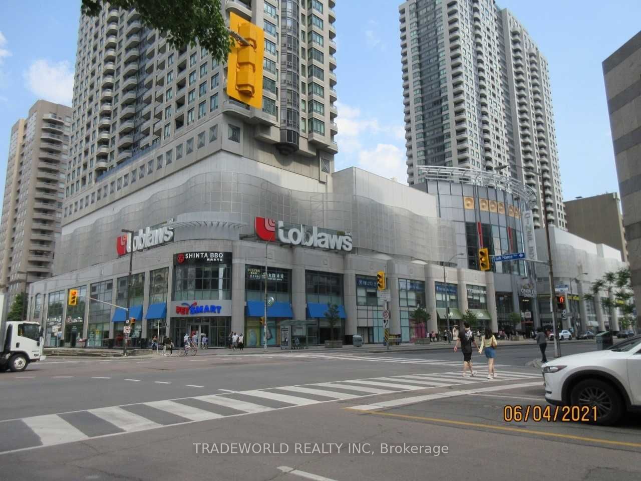 5162 Yonge St, #1511