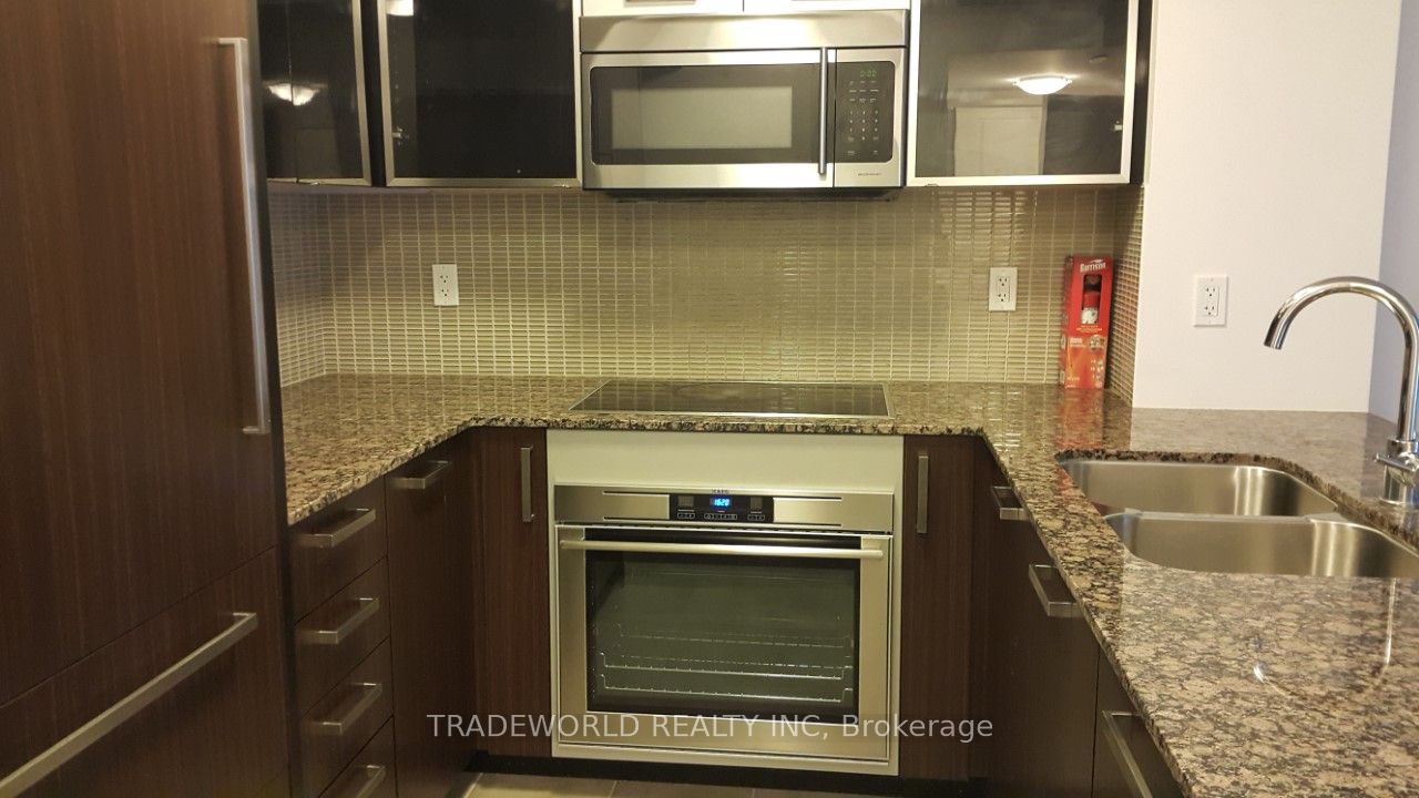 5162 Yonge St, #1511