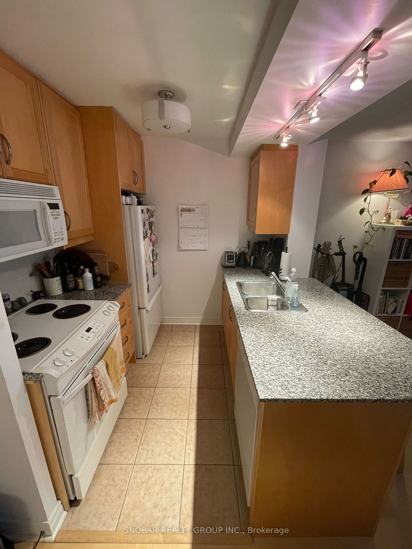 100 Hayden St, #610