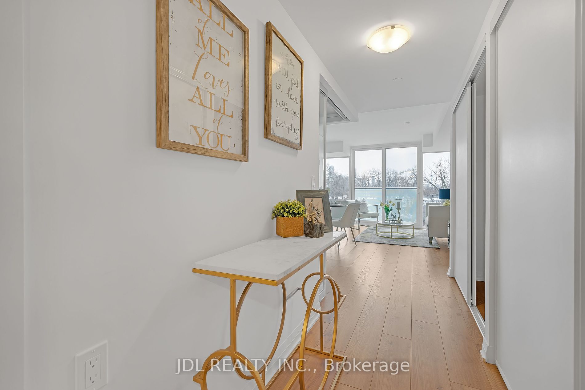 99 Foxbar Rd, #501