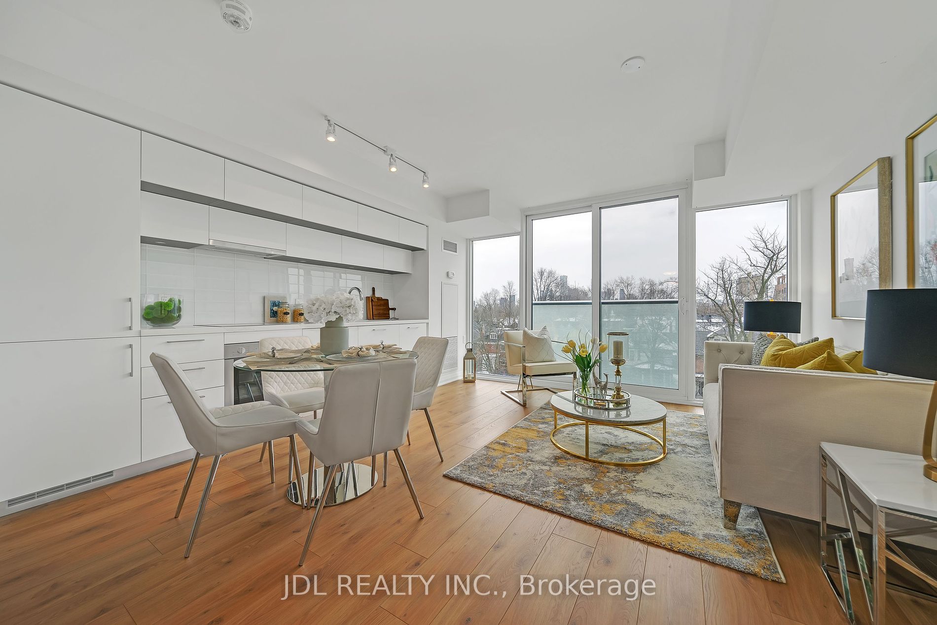 99 Foxbar Rd, #501