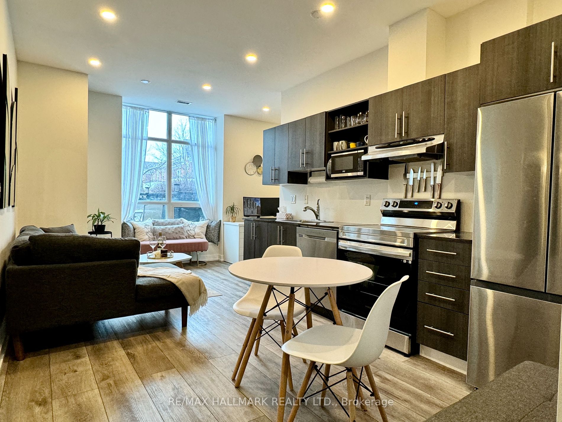 120 Dallimore Circle, #124