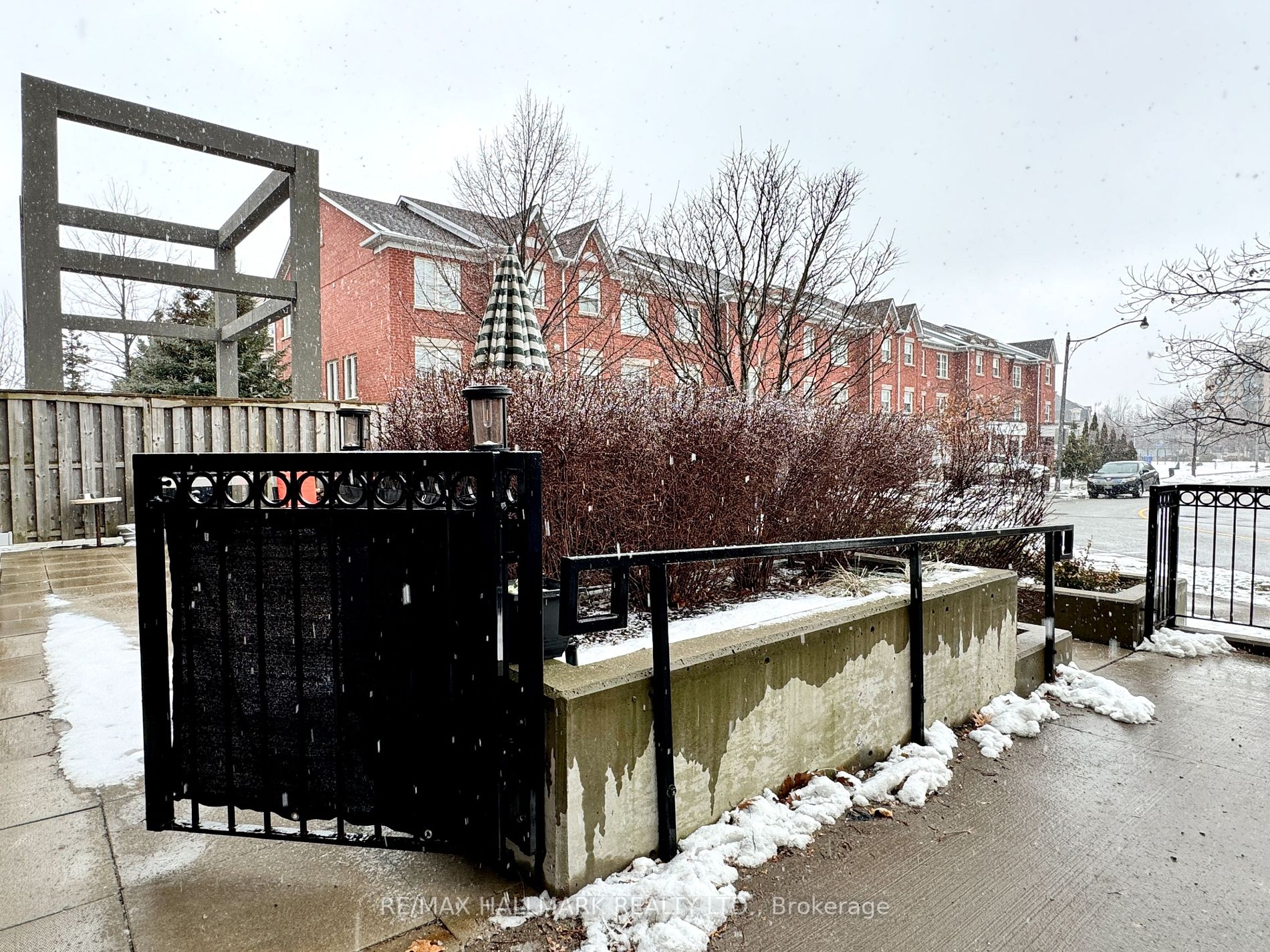 120 Dallimore Circle, #124