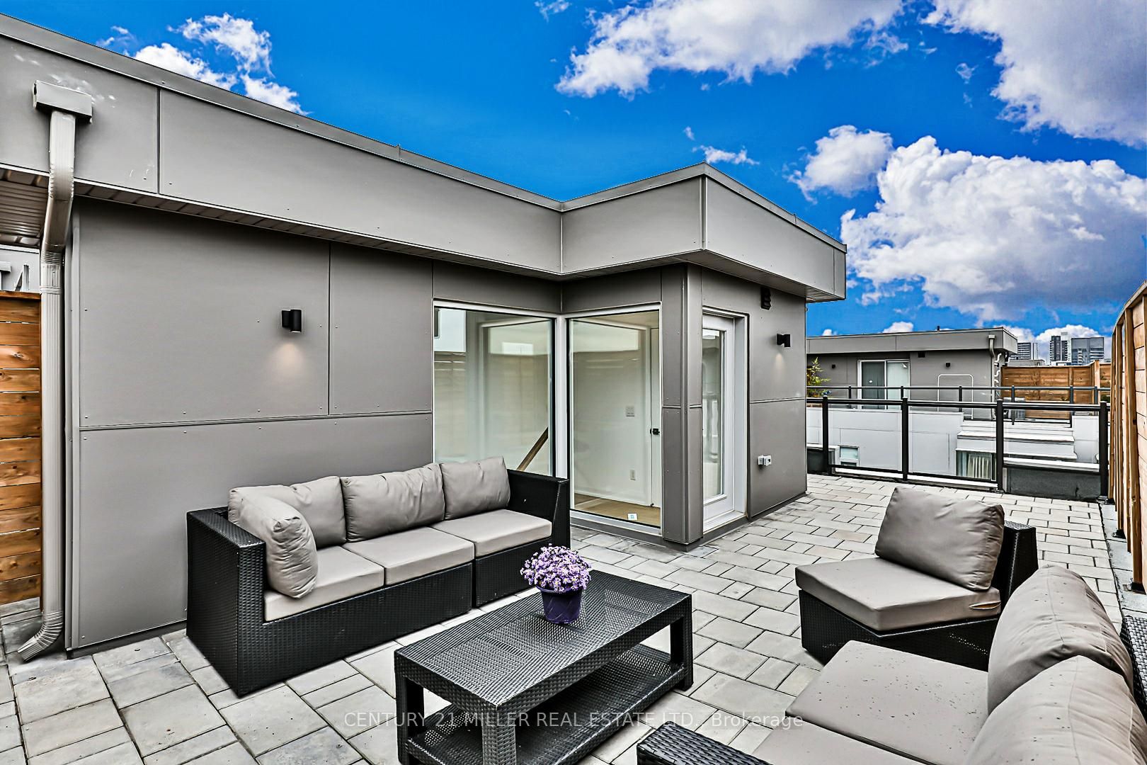 25 Dervock Crescent, #3