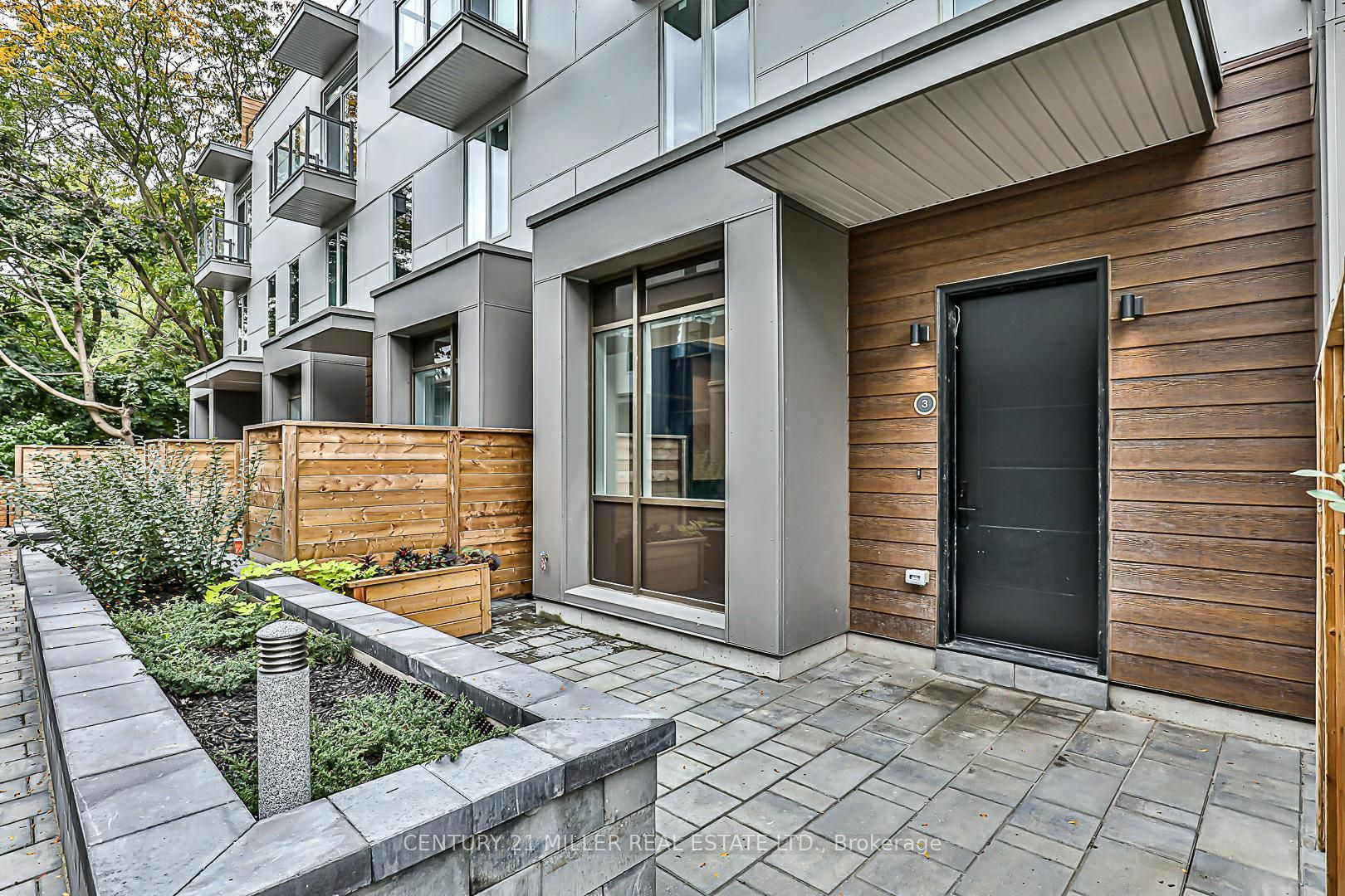 25 Dervock Crescent, #3