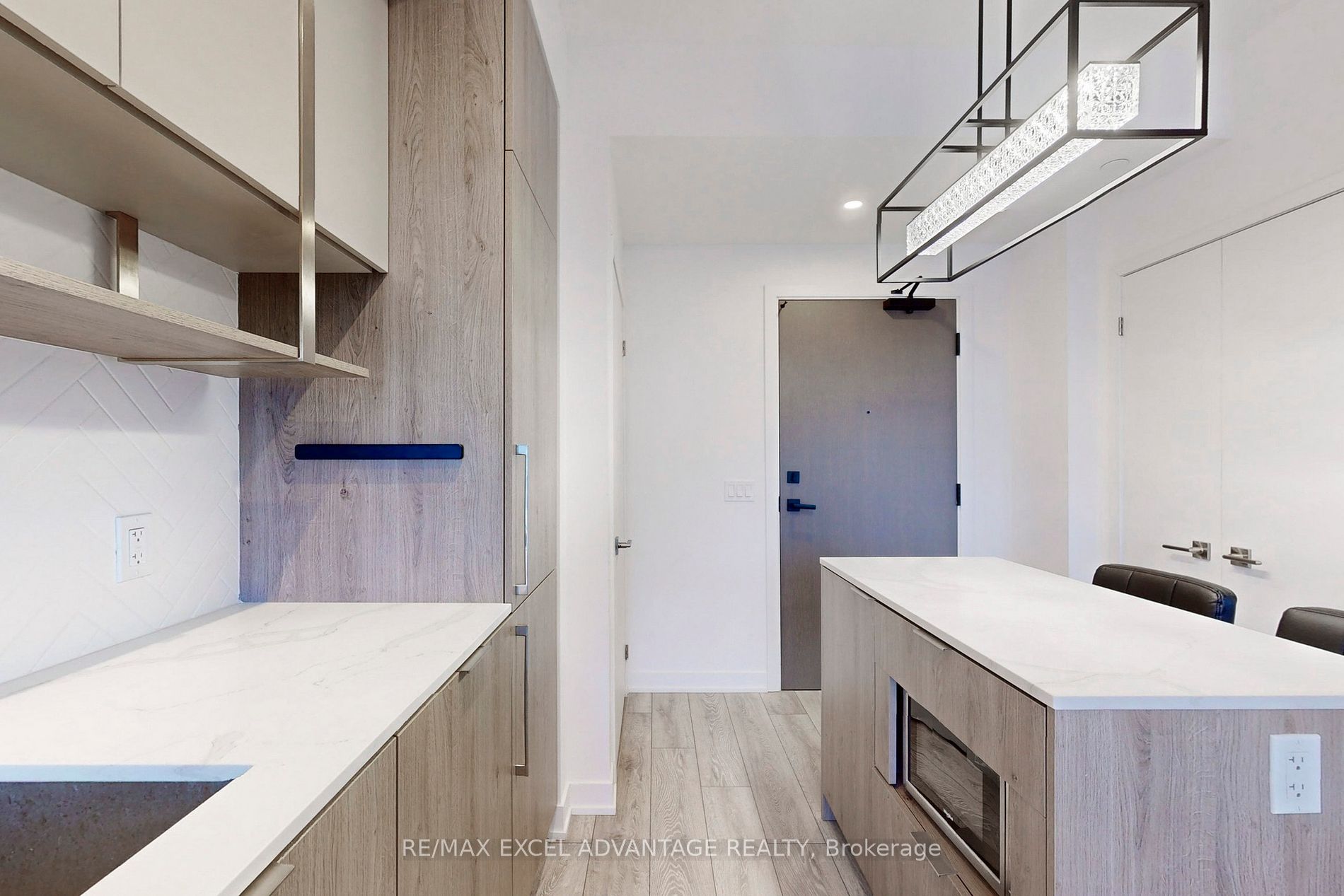 15 Holmes Avenue #2205