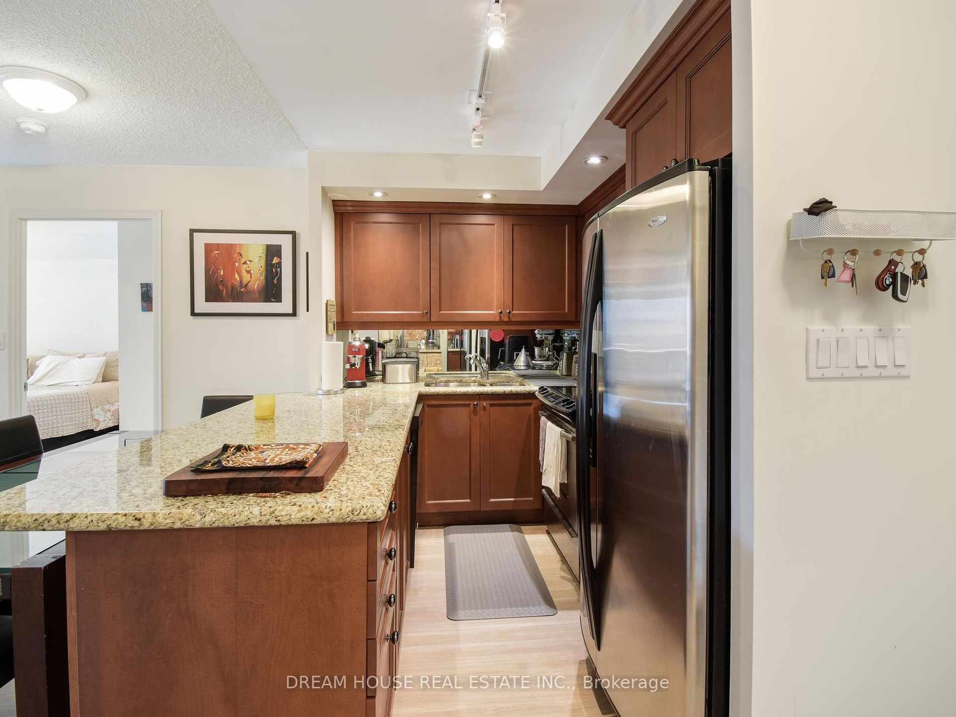 900 Mount Pleasant Road, #308