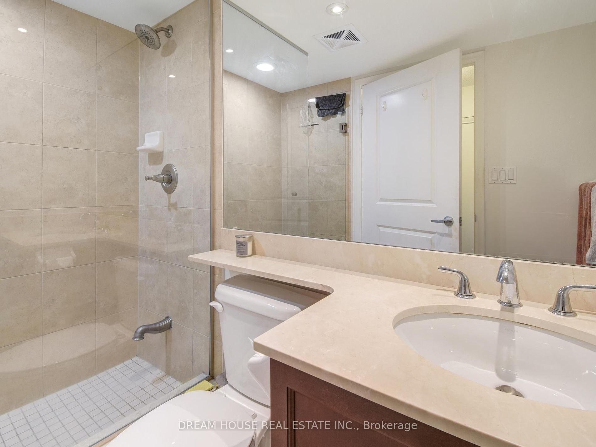 900 Mount Pleasant Road, #308