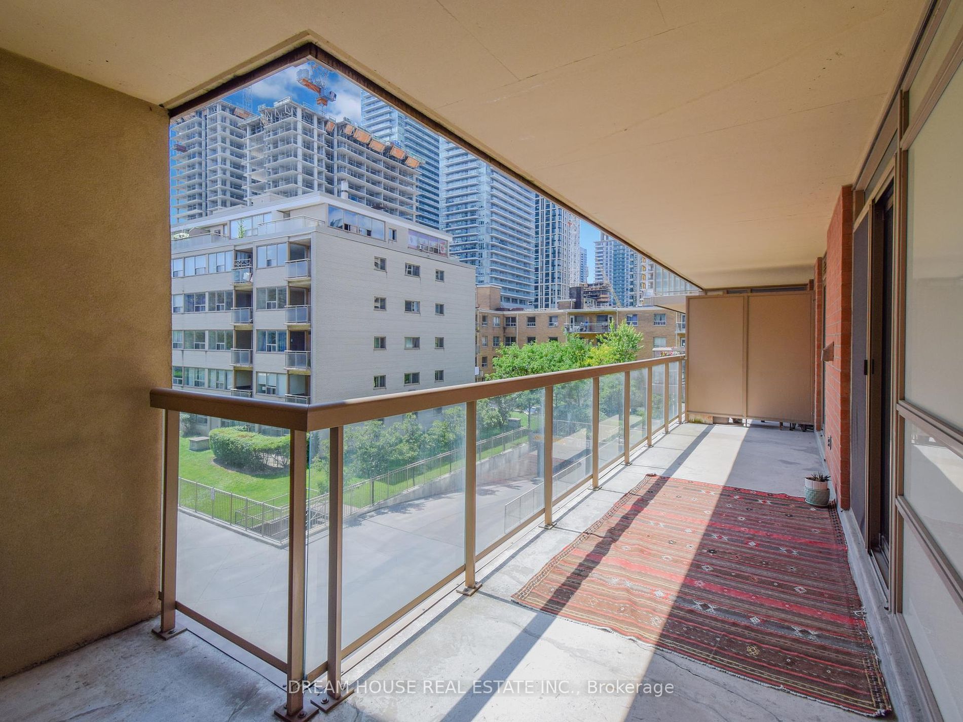 900 Mount Pleasant Road, #308